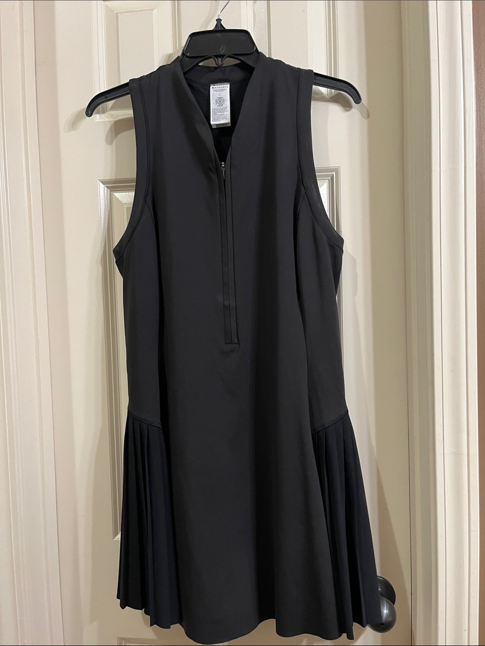 Athleta Black Sleeveless Zip-Front Pleated Hem Dress